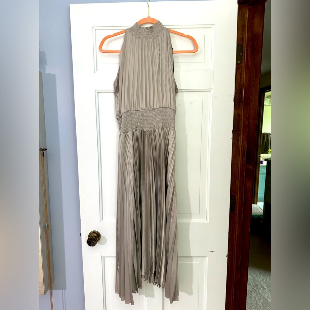 Do + Be sliver pleated dress